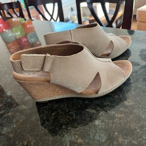Clarks soft cushion wedge , tan suede leather , like new